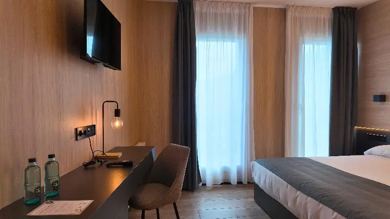 اتاق استاندارد, Focus