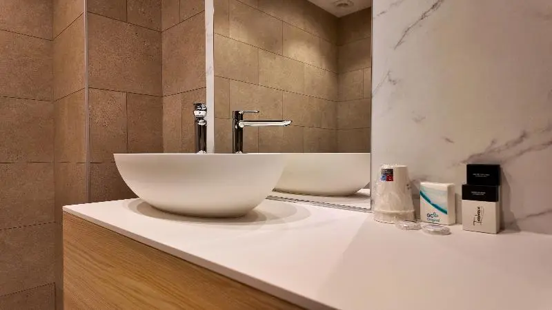 اتاق استاندارد, Focus