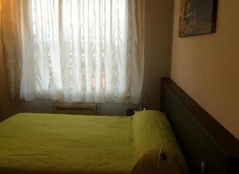 اتاق استاندارد, Ai Santi B&b