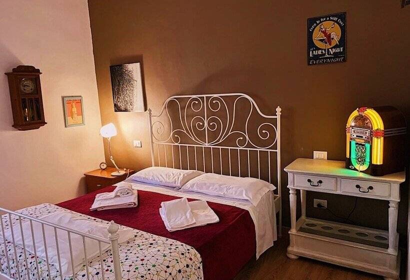 اتاق استاندارد با سرویس بهداشتی مشترک, B&b Madam Treviso