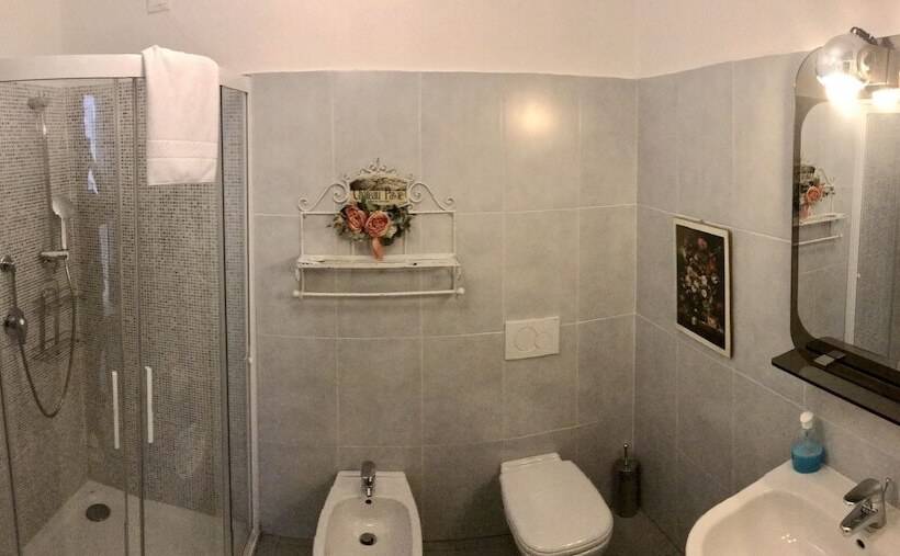 اتاق استاندارد, B&b Madam Treviso