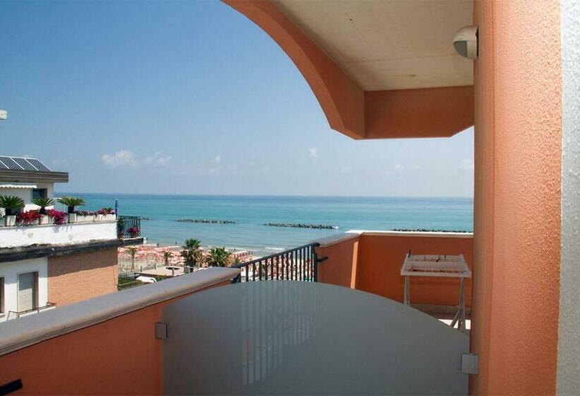 غرفة قياسية ثلاثية, Cristall