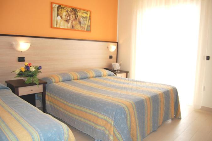 غرفة قياسية ثلاثية, Cristall