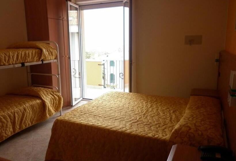 غرفة قياسية رباعية, Cristall