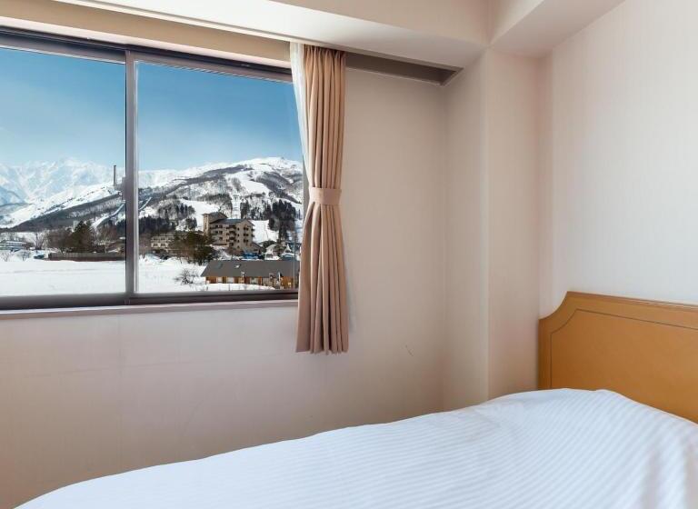 Семейный Номер, Hakuba Panorama
