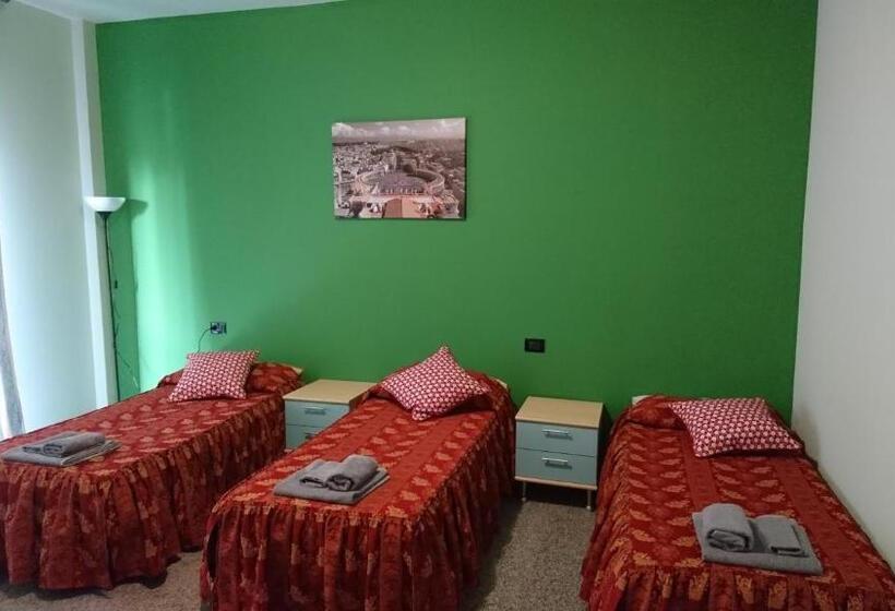 آپارتمان 1 خوابه با بالکن, L Isola Di Romy