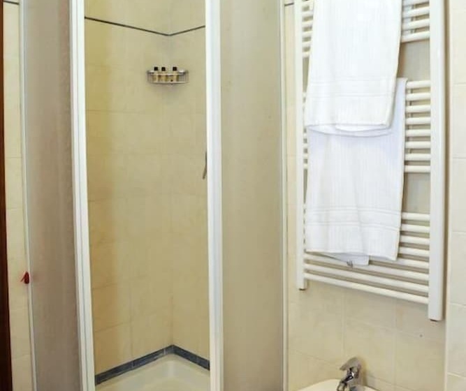 スタンダード４人部屋, La Quercia