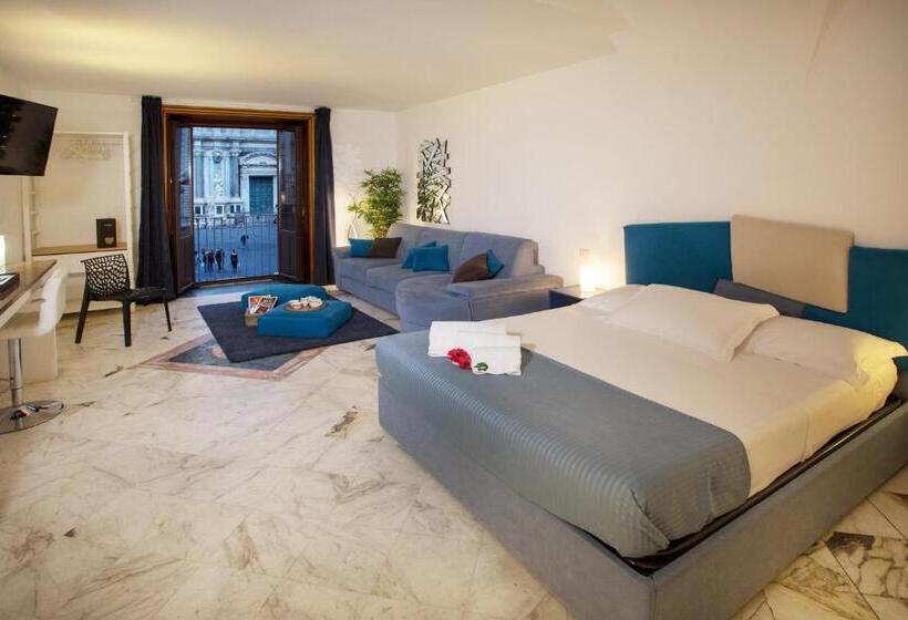 غرفة قياسية رباعية مزودة بشُرفة, Le Suites Del Duomo House