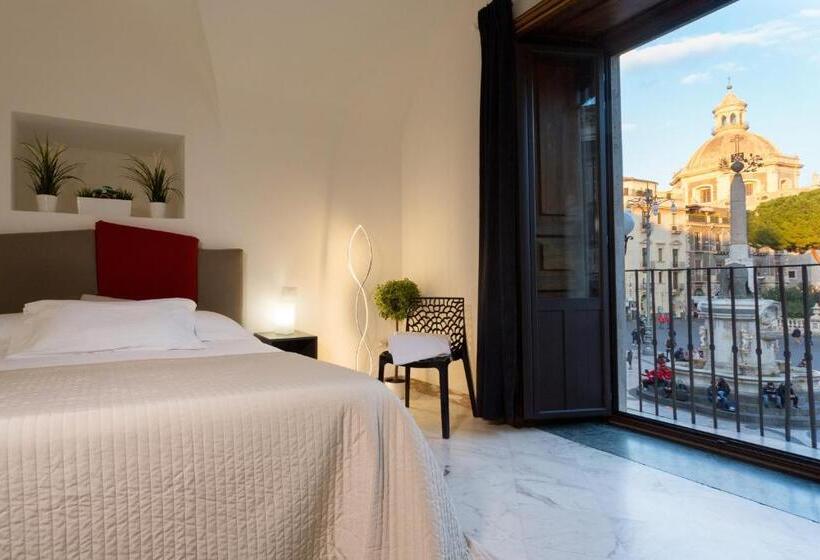 اتاق استاندارد سه تخته با بالکن, Le Suites Del Duomo House