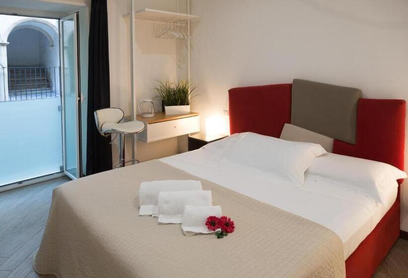 اتاق استاندارد چهار تخته, Le Suites Del Duomo House