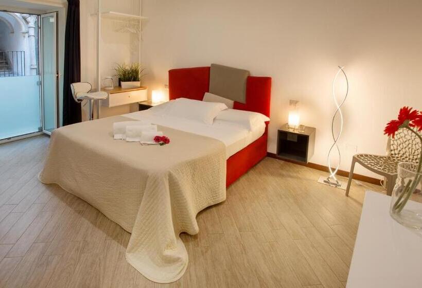 غرفة قياسية رباعية, Le Suites Del Duomo House
