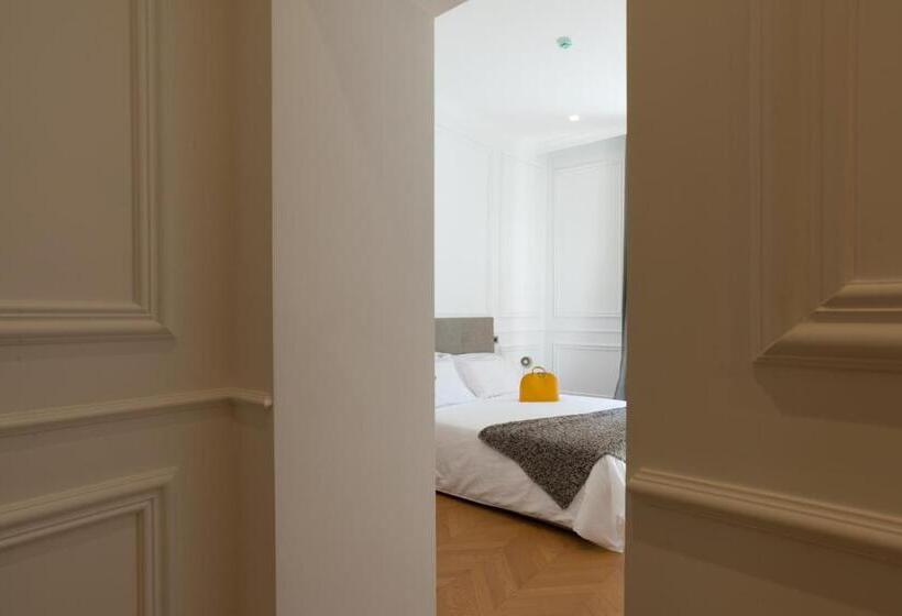 اتاق سوپریور با تخت بزرگ, Via Chiodo Luxury Rooms