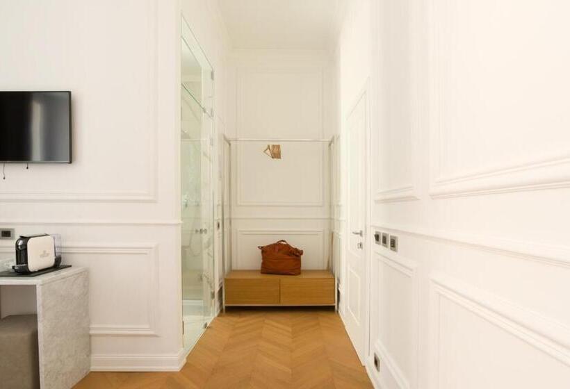 اتاق لوکس, Via Chiodo Luxury Rooms