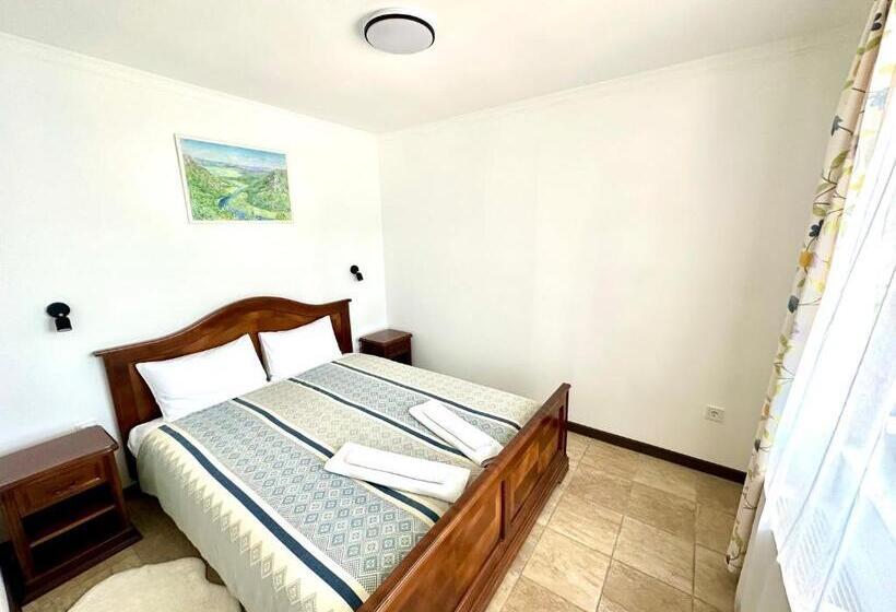 آپارتمان 1 خوابه با چشمانداز دریا, Aparthotel Villa Lav