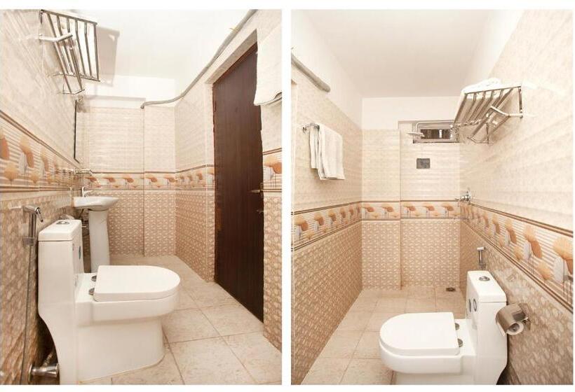 اتاق کلاسیک سه تخته, Holiday Taj  Ltd