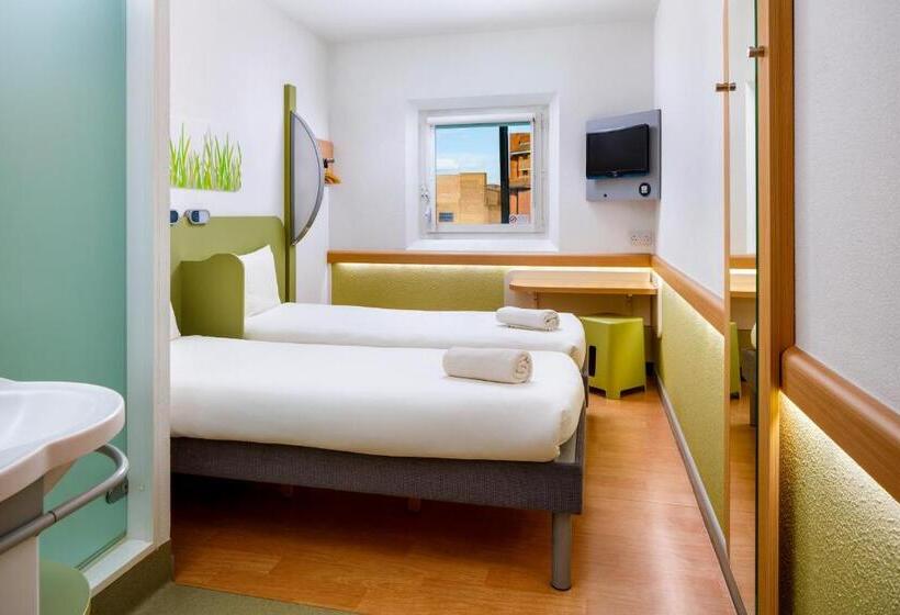 Номер Стандарт, Ibis Budget Beaconsfield