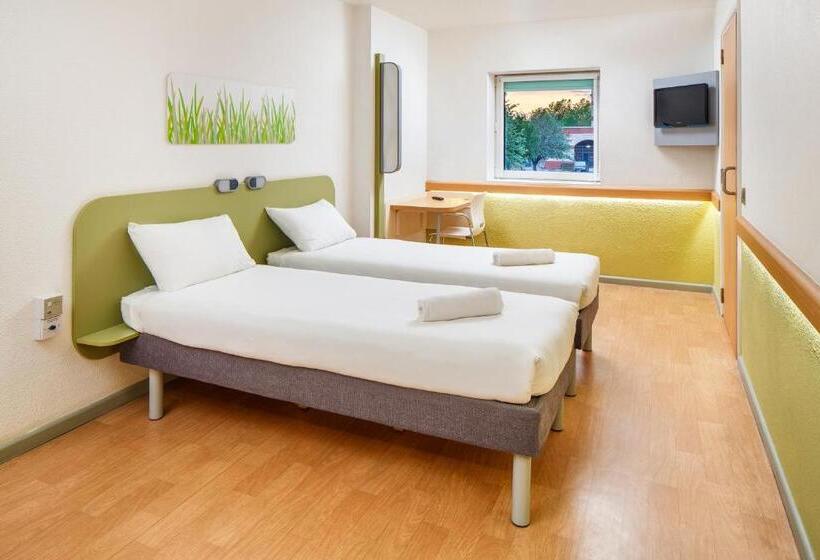 适合残疾人使用的标准间, Ibis Budget Beaconsfield