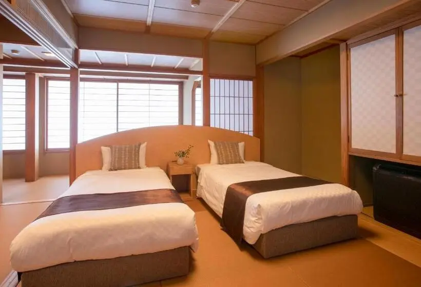 Superior-huone, Ichiraku Tendo Spa & Brewery