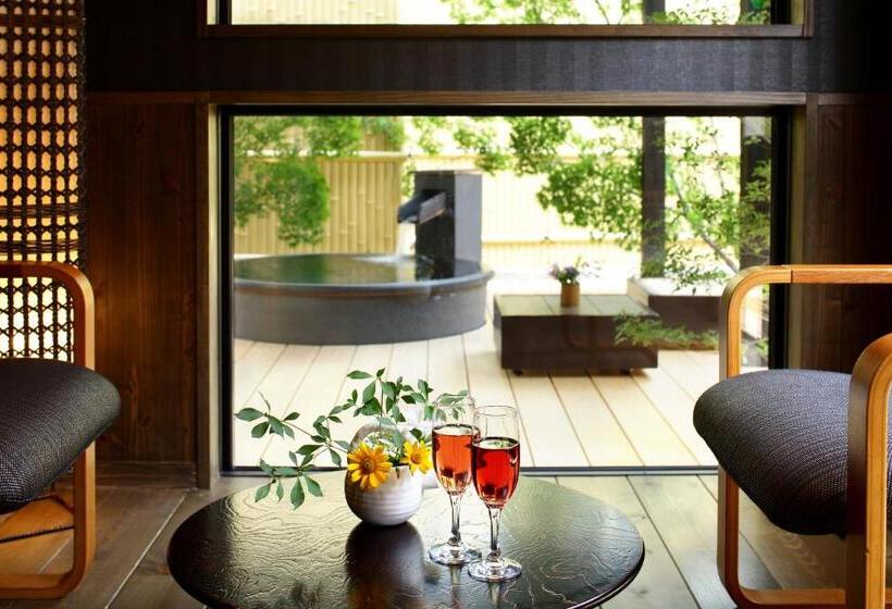 Номер Стандарт Трехместный, Ichiraku Tendo Spa & Brewery