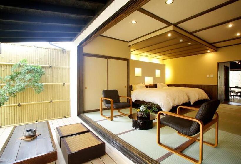 חדר סטנדרט לשלושה, Ichiraku Tendo Spa & Brewery