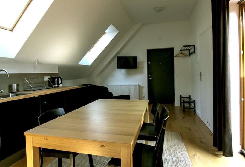 标准工作室, Osada Osjaków