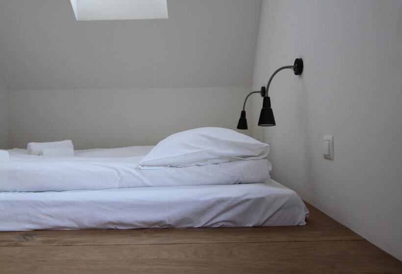 标准工作室, Osada Osjaków