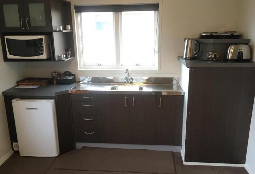 标准工作室, Top Of The Bay