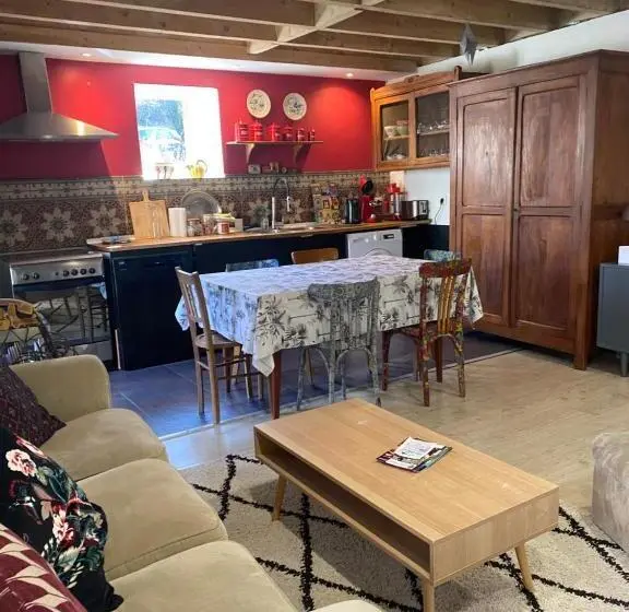 Perhebungalow, Bergerie