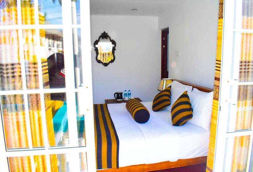 스탠다드 룸 산 전망, Blue Moon