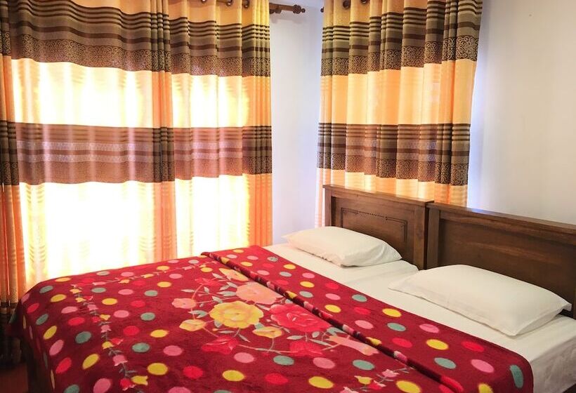 스탠다드 룸, Blue Moon