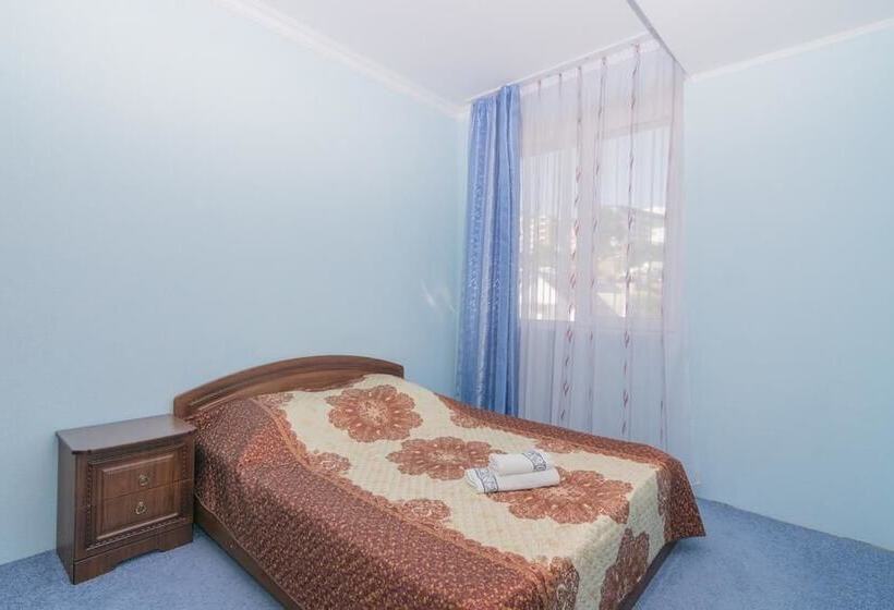 スイート, Dyadya Stepa