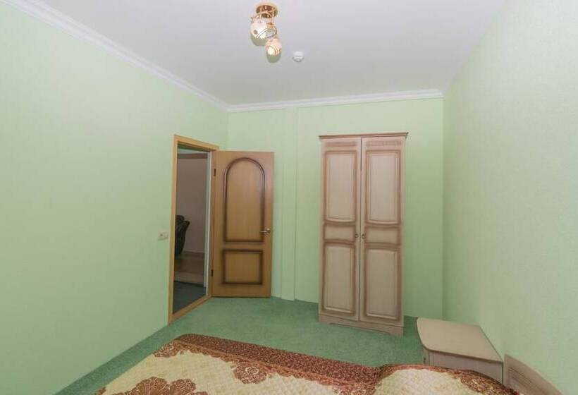 스위트, Dyadya Stepa