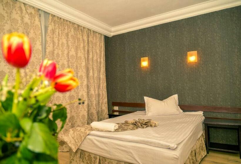 חדר אקונומי, Elisabeta