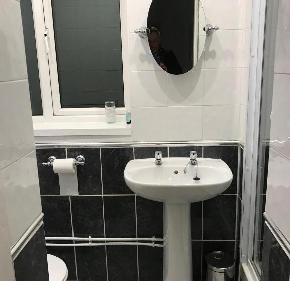 标准单人间, Haymills Guesthouse