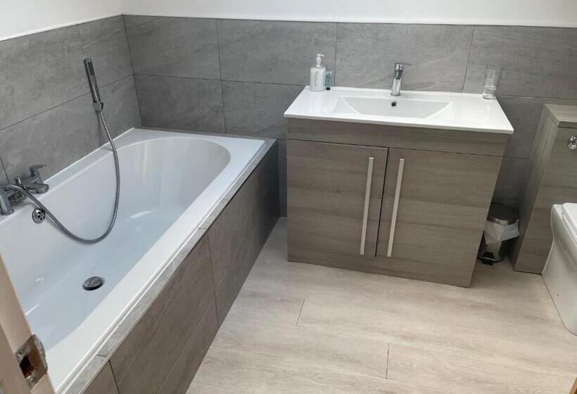 Номер Superior Вид на Сад, Haymills Guesthouse