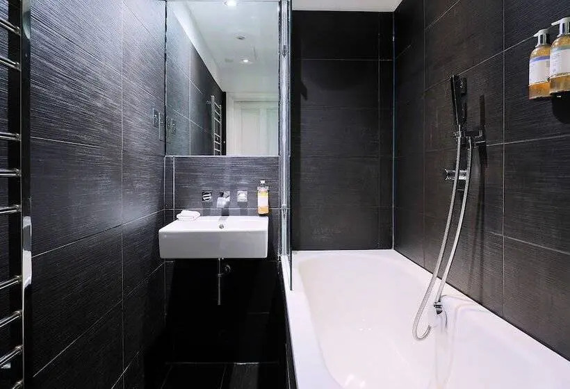 クラブルーム, Malmaison Cheltenham