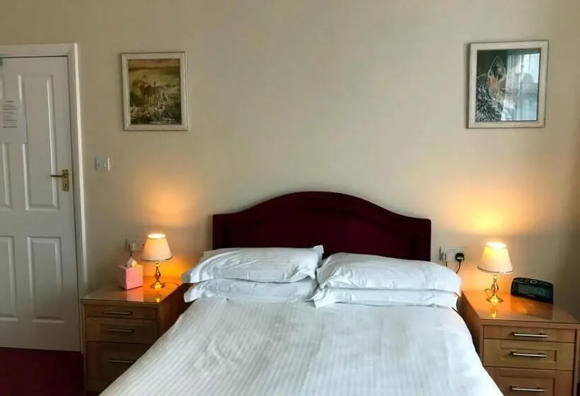 スタンダードルーム, Merton House