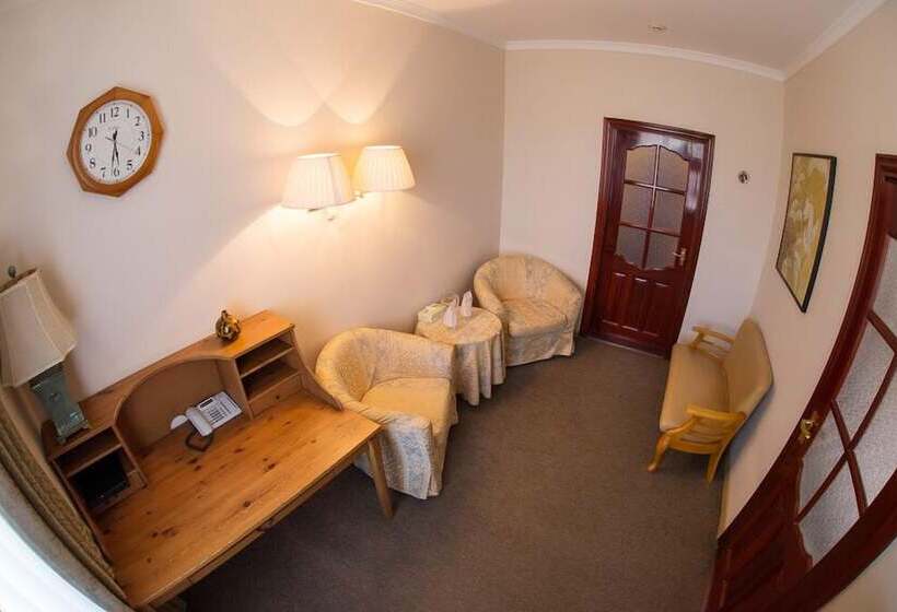 סוויטת ג'וניור, Ostrovok