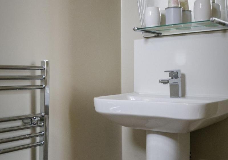 标准单人间, Sandfield Guest House