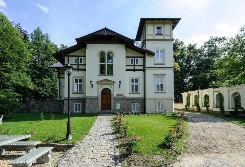 デラックスルーム, Spa Resort Libverda Villa Friedland