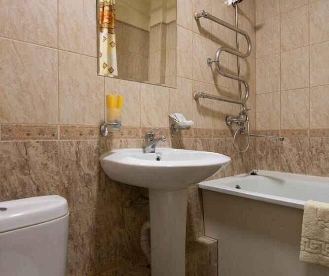 غرفة إقتصادية فردية, Svoyak