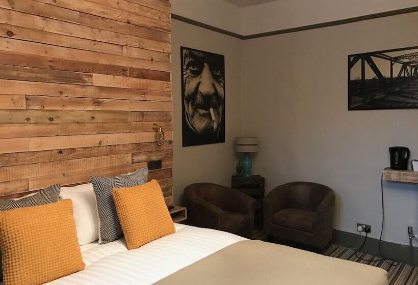 غرفة سوبيريور ثلاثية, The Southern Belle