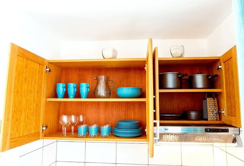 带两个卧室的顶楼公寓, Tropicana Suites Deluxe Beach Club & Pool