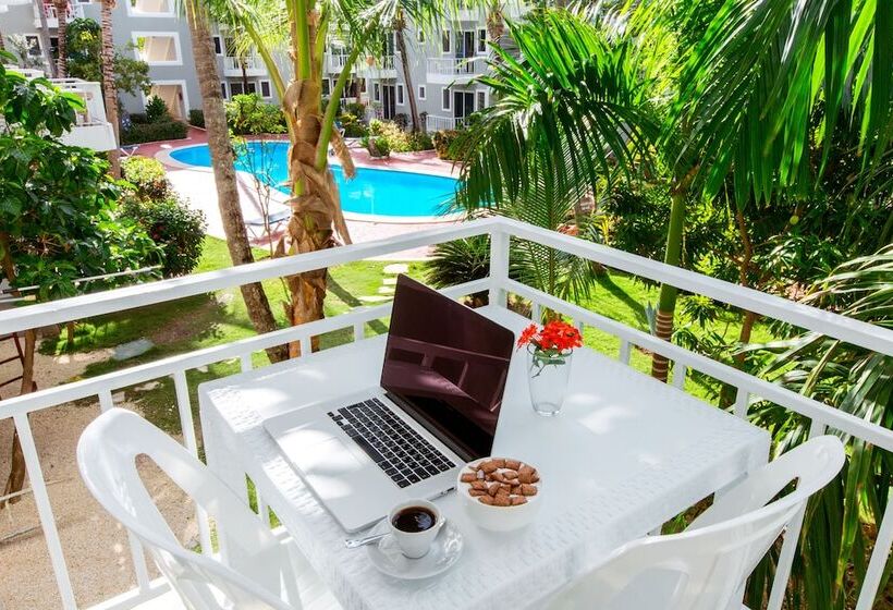 豪华工作室, Tropicana Suites Deluxe Beach Club & Pool