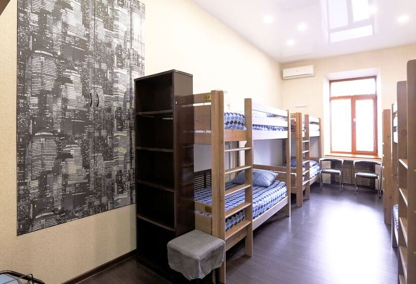 공동 객실, Vladstar Inn Hostel