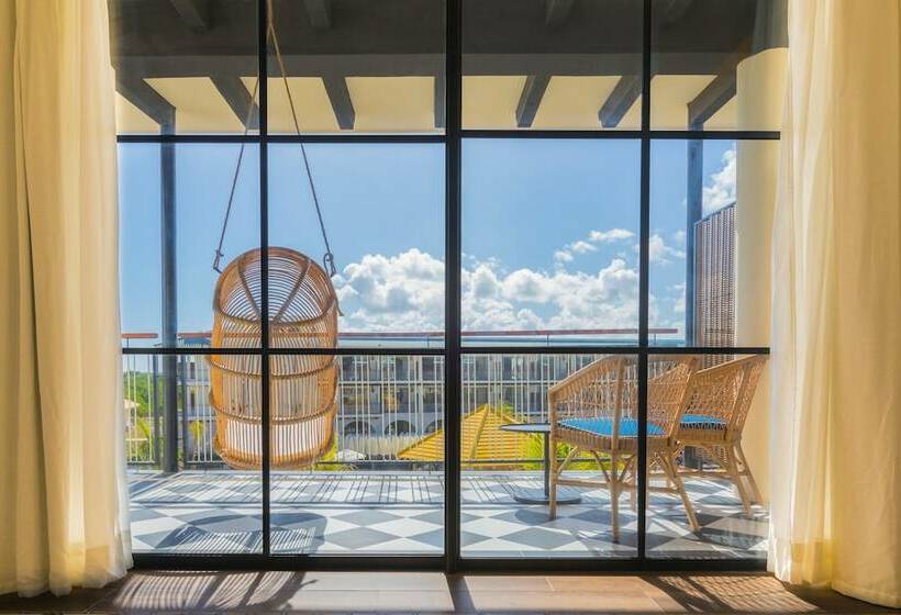 سوئیت جونیور با چشم‌انداز باغ, Ocean El Faro Resort - All Inclusive