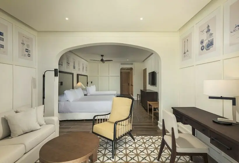 سوییت جونیور با چشم‌انداز دریا, Ocean El Faro Resort - All Inclusive