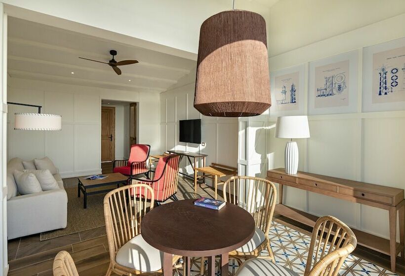 سوییت پرستیژ, Ocean El Faro Resort - All Inclusive