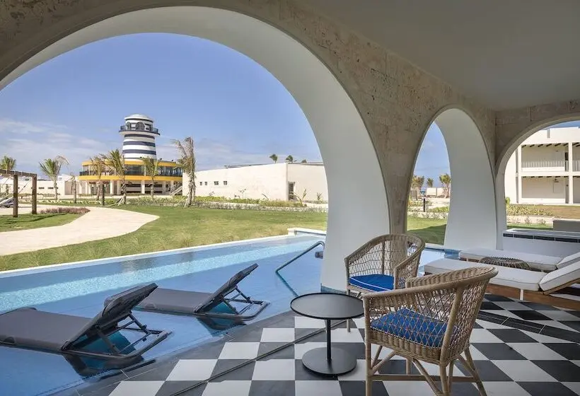 سوییت پرستیژ, Ocean El Faro Resort - All Inclusive