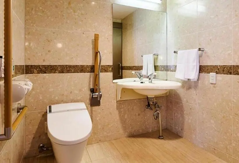身障者適用スタンダードルーム, Toyoko Inn Narita Airport Honkan